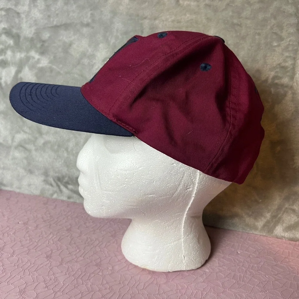Vintage Disney Mickey Mouse Goofy Hat co Embroidered Snapback‎ Cap Maroon Navy